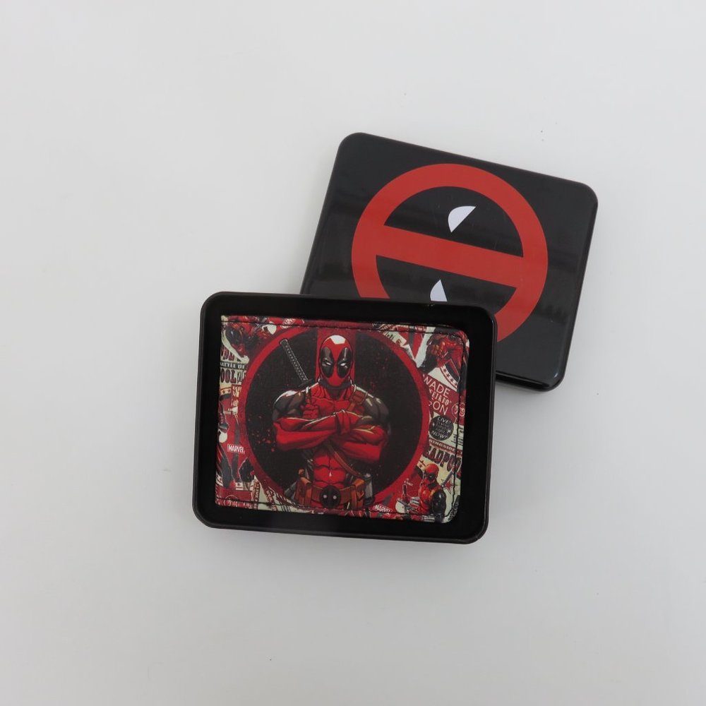 (#L) Buckle-Down Men's PU Bifold Wallet-Deadpool